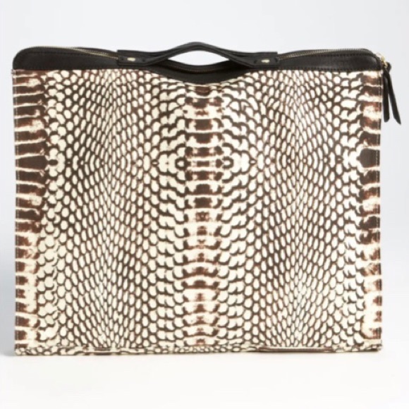 ‘Bankers’ Pouch - Picture 2 of 5